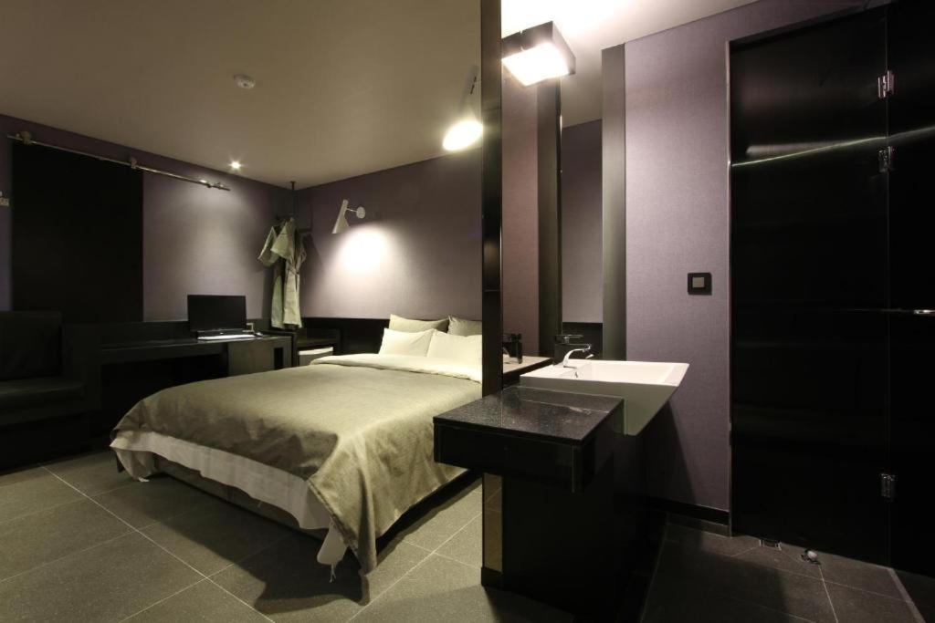 Boutique Hotel K-Oido Siheung Exteriör bild