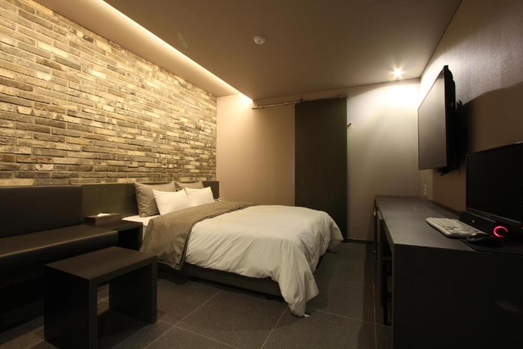 Boutique Hotel K-Oido Siheung Exteriör bild