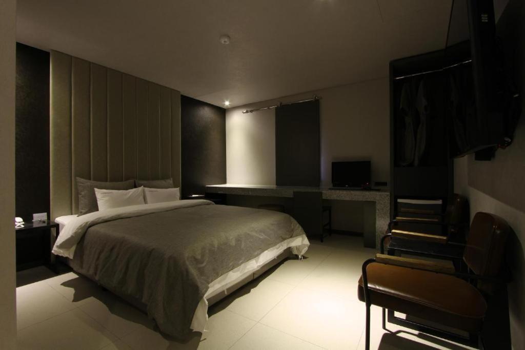 Boutique Hotel K-Oido Siheung Exteriör bild