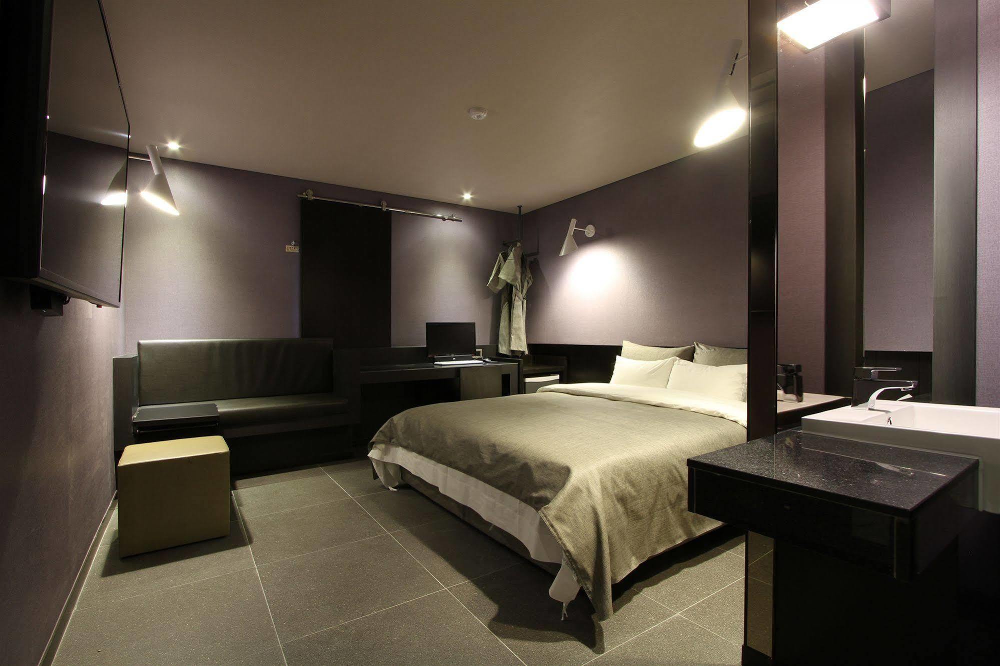 Boutique Hotel K-Oido Siheung Exteriör bild